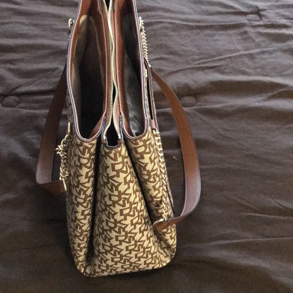 DKNY Bryant Large Shopper Tote Shoulder Bag - Picture 3 of 7